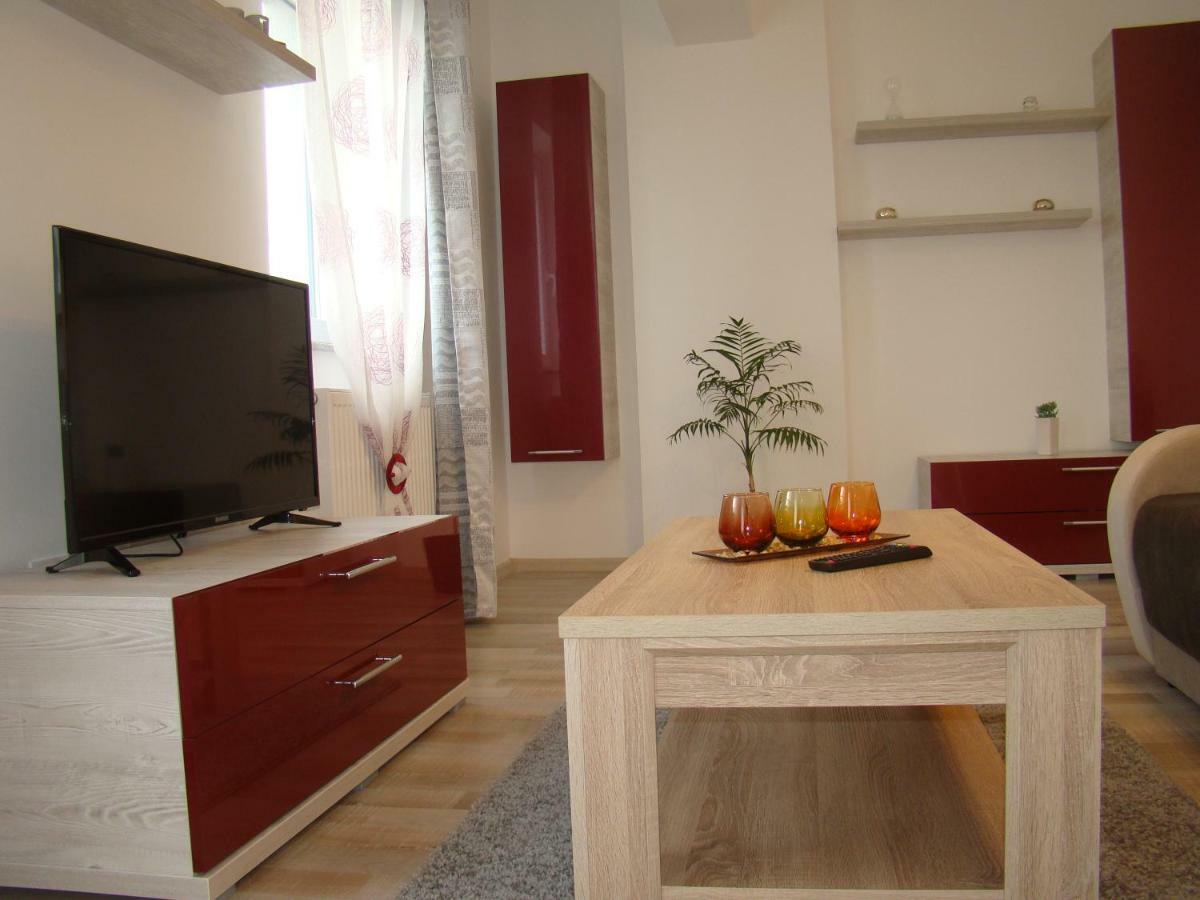 Eme Apartments Brasov Exterior photo